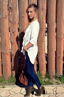 White shirt & jeans